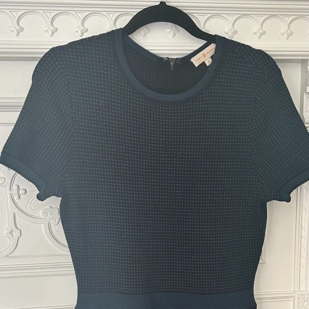 Tory Burch short sleeve navy sweater dress fit and flare. Sz M.
